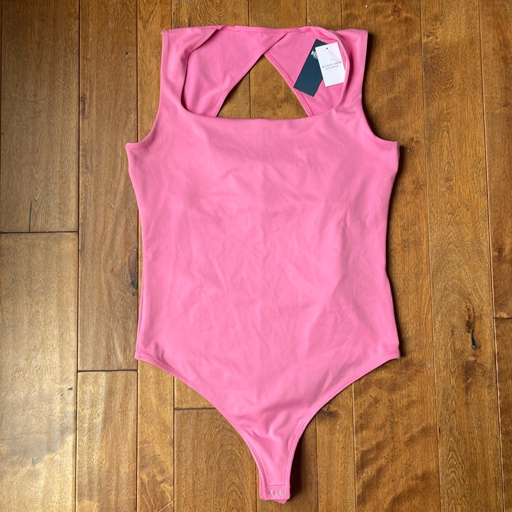 COPY - NWT Hollister Bodysuit